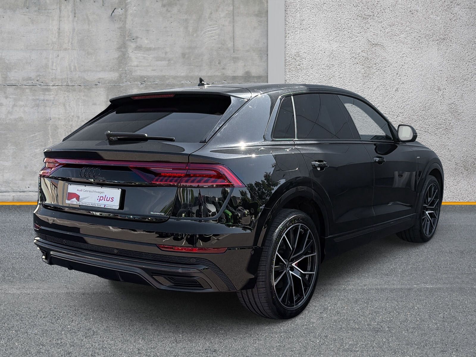 Audi Q8 50 TDI qu competition plus ALLRADLENKUNG  PAN imagem 3