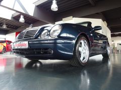 MERCEDES-BENZ CLK 320 Cabriolet AMG/ Xenon/ Leder/ PDC/ 2.Hand