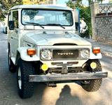 Toyota Land Cruiser - FJ40 1984 2F-4.2L - Toyota Land Cruiser: 40