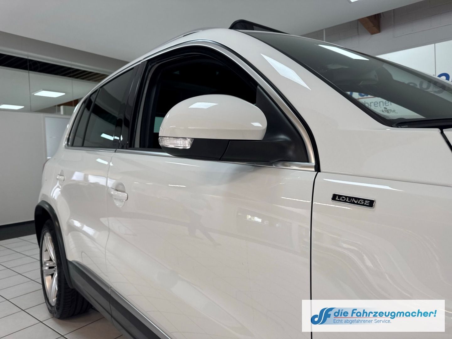 Fahrzeugabbildung Volkswagen Tiguan Lounge Sport & Style 4x4 AHK sch.