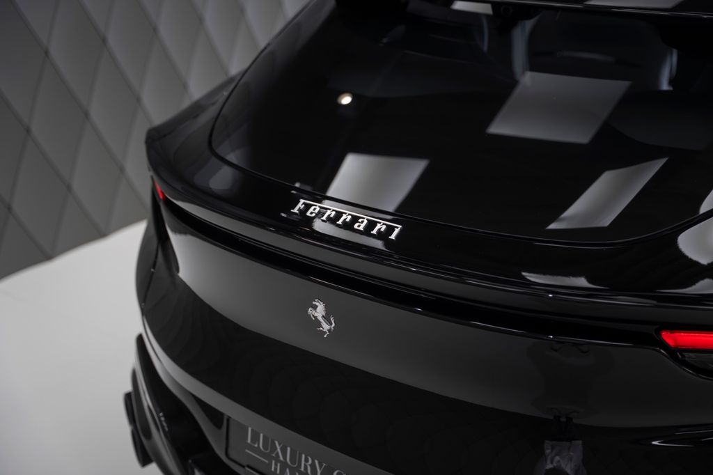 Purosangue BLACK/WHITE FULL CARBON PANORAMIC - Bild 9