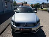 Volkswagen Passat Variant Highline*DSG*Xenon*Leder*Pano - VW Gebrauchtwagen von 2011