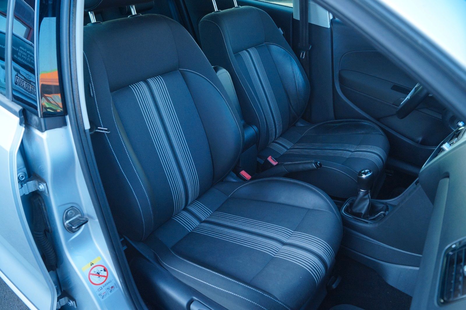 Fahrzeugabbildung Volkswagen Polo V Match *TÜV, Inspektion+Garantie