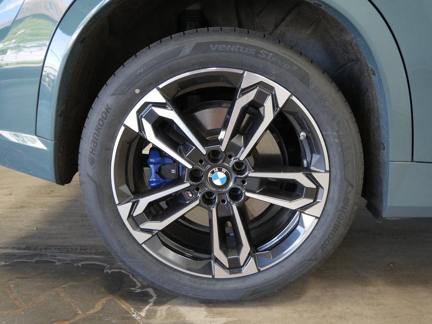 Fahrzeugeinzelansicht 14 Fahrzeugabbildung BMW X1 M35i xDrive |Aktivsitz |Head-Up |19 M LMR