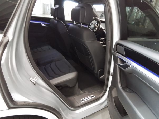 Touareg 3.0 TDI R-LINE IQ.LIGHT+LUFT+AHK+KAMERA+