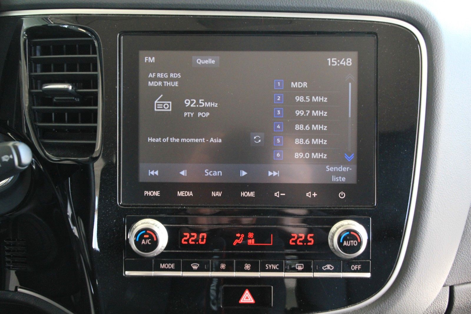 Fahrzeugabbildung Mitsubishi Outlander PHEV Plus mit FA-Paket