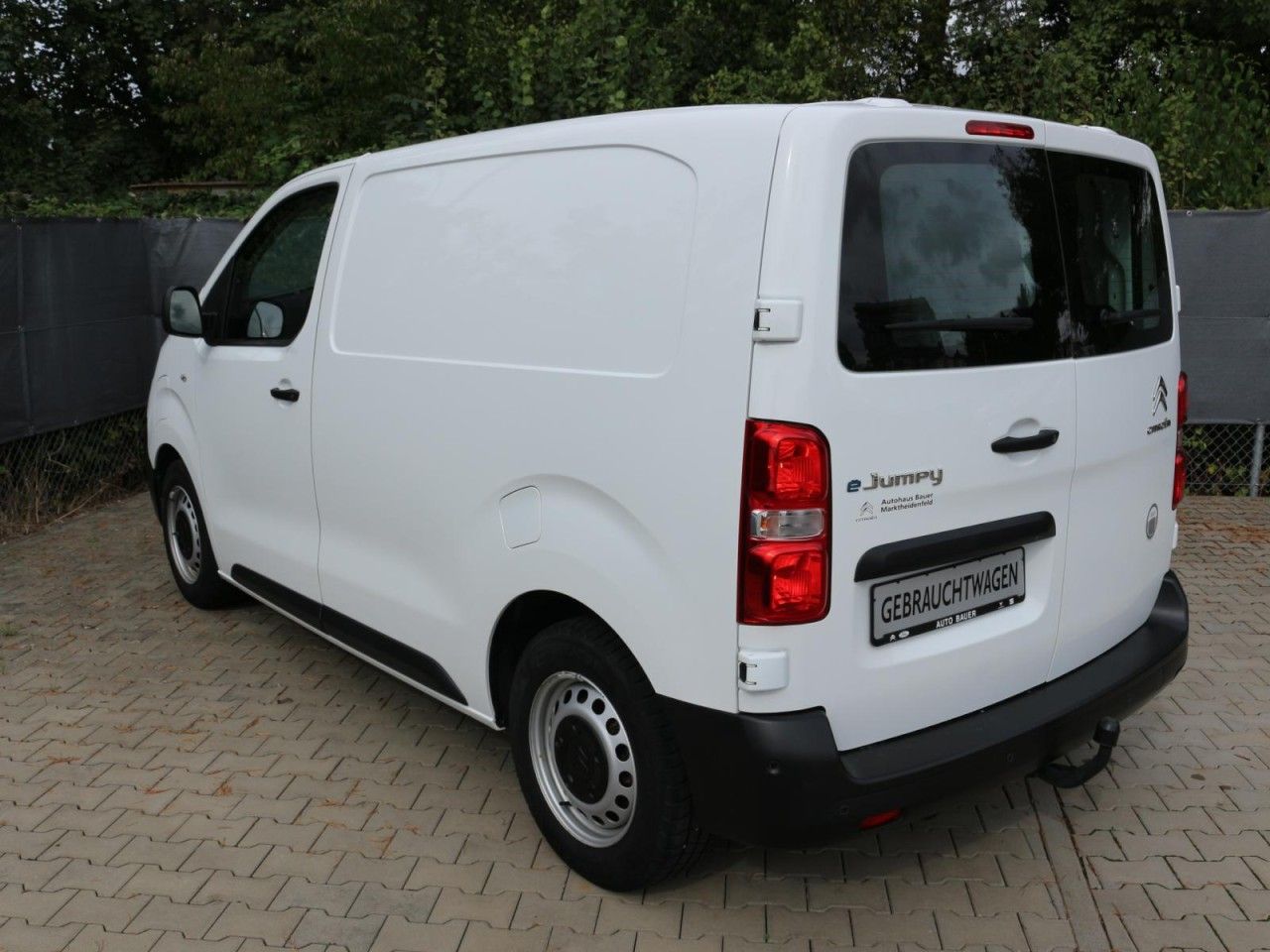 Fahrzeugabbildung Citroën Jumpy Kasten Club XS Elektromotor