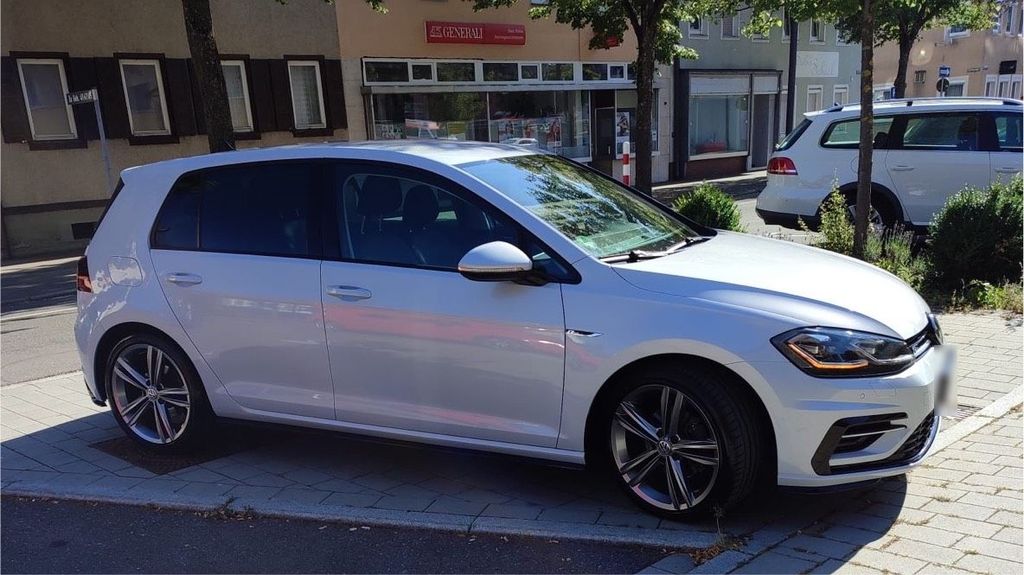 Image of Volkswagen Golf