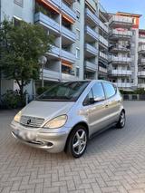 Mercedes-Benz A-Klasse 190 LANG AVANTGARDE... - Mercedes-Benz 190: Scheckheftgepflegt