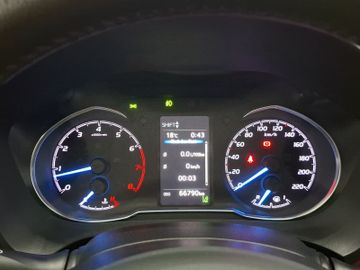 Toyota Yaris - 11