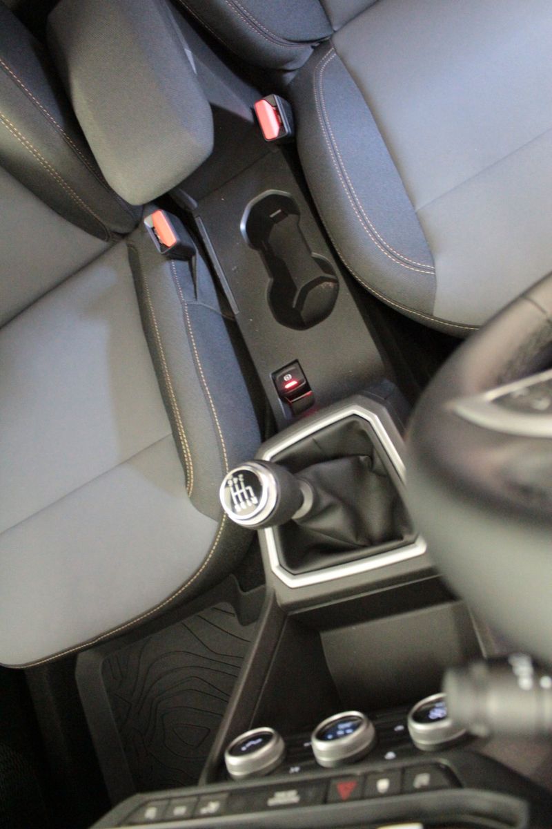 Fahrzeugabbildung Dacia Sandero Eco-G 100 Stepway Extreme+