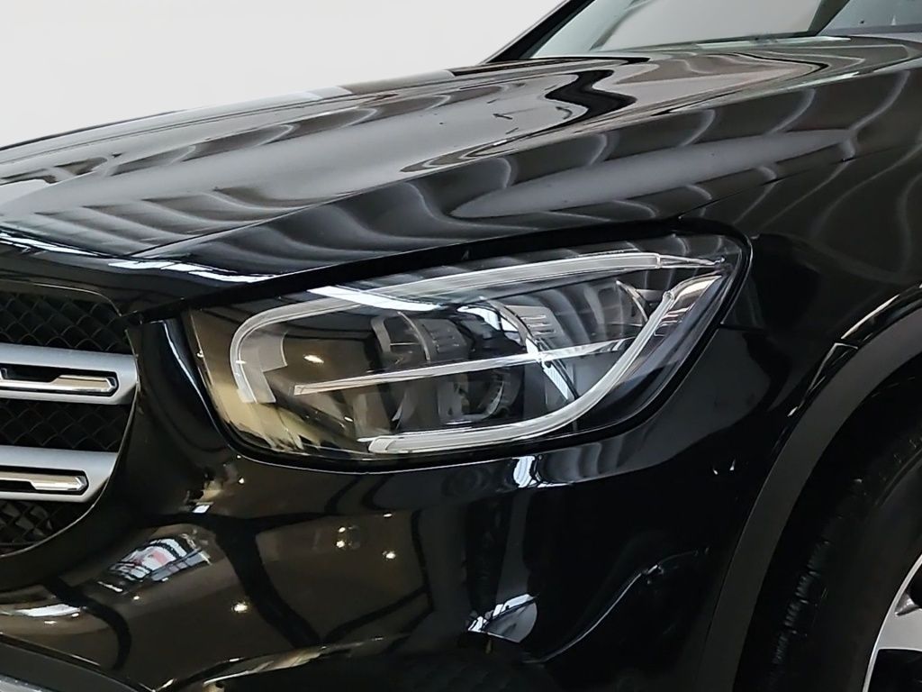 Fahrzeugabbildung Mercedes-Benz GLC 200 d 4M Pano MBUX LED