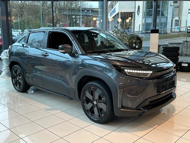 Toyota Urban Cruiser 61 kWh Lounge SOFORT inkl. WKR