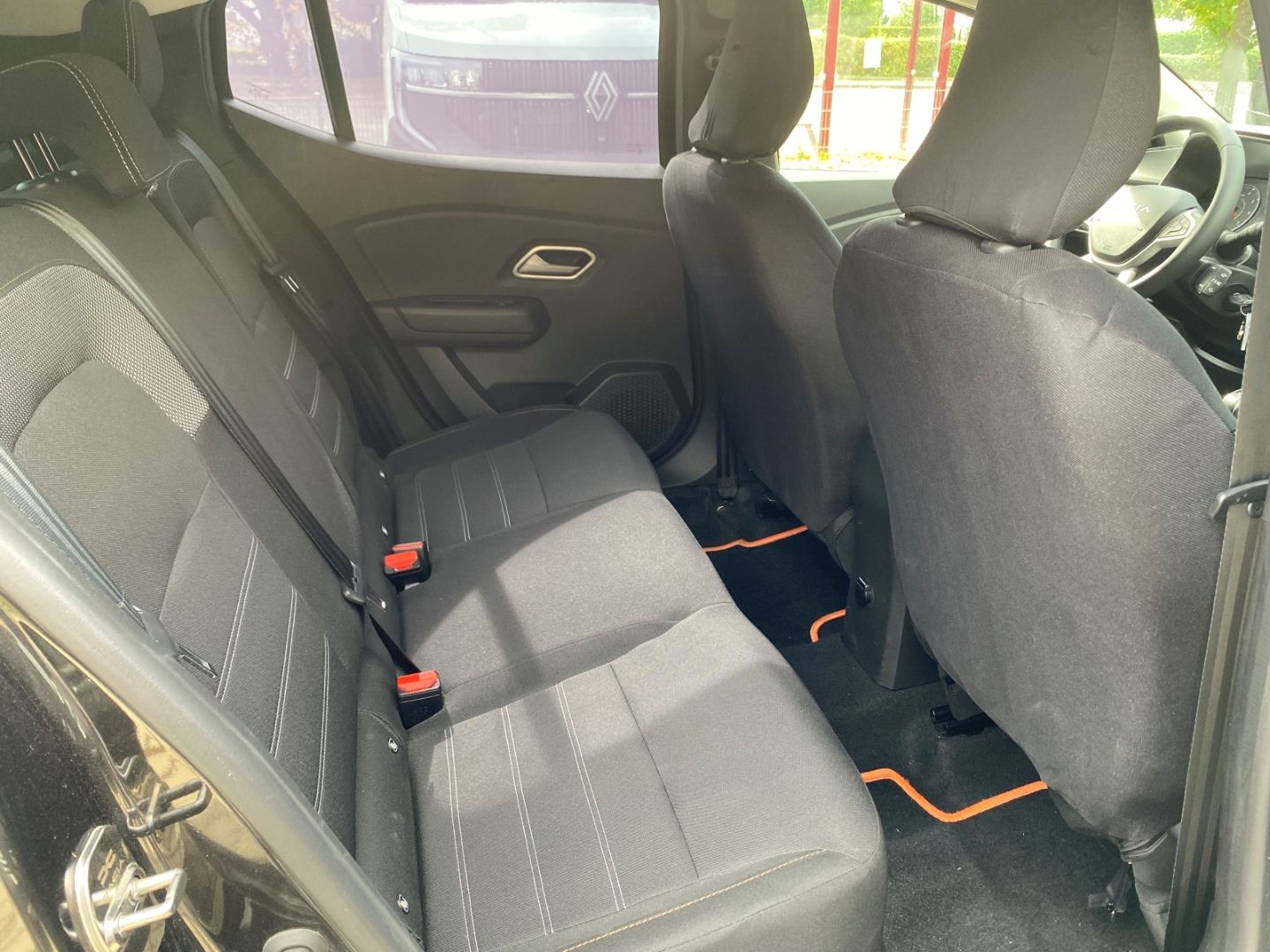 Fahrzeugabbildung Dacia Sandero III Stepway Expression Automatik Soundsy