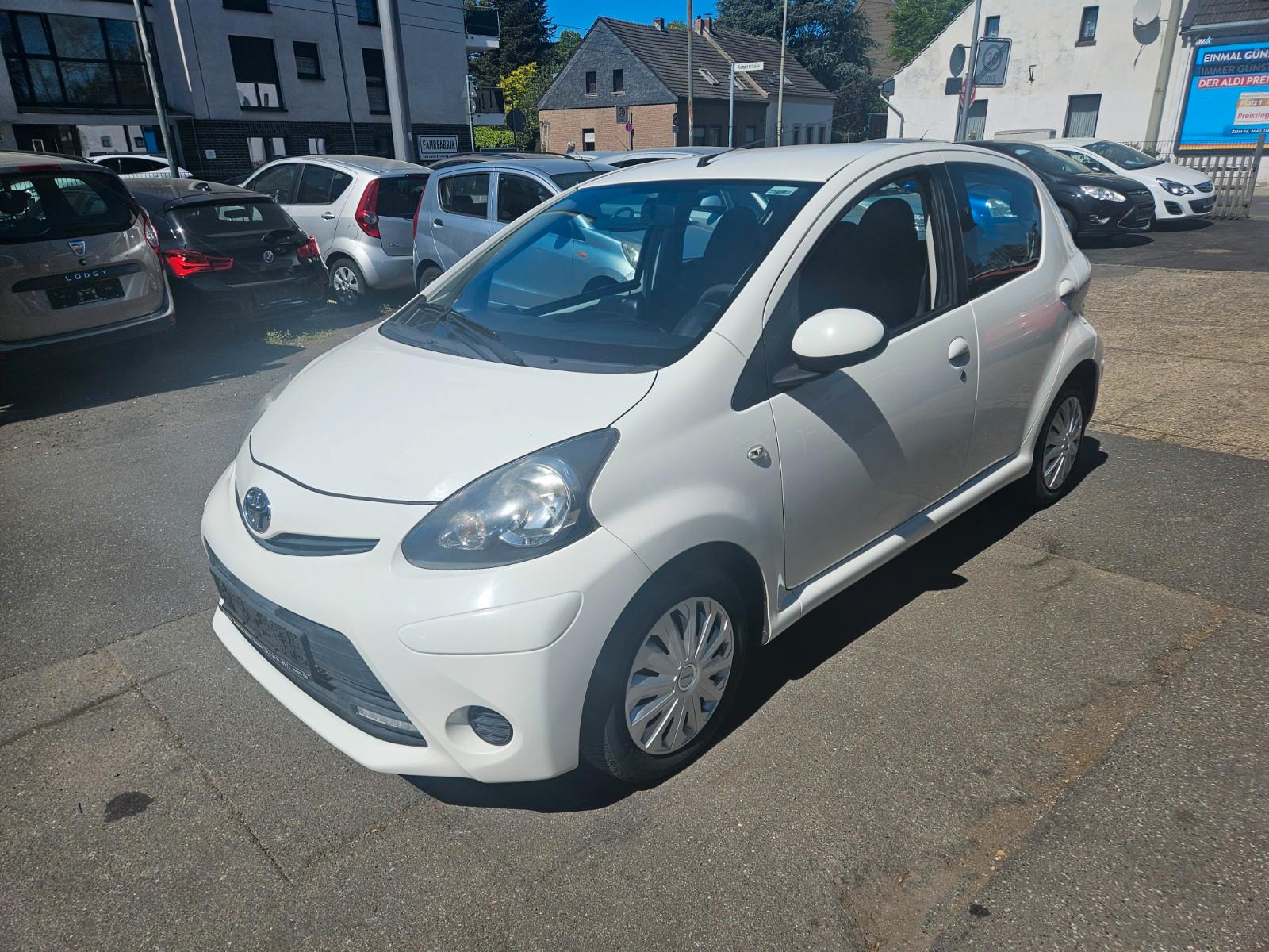 Toyota Aygo AYGO Cool Go