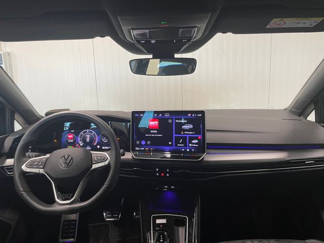 Golf VIII Variant R-Line 2.0 TDI DSG AHK LED ACC