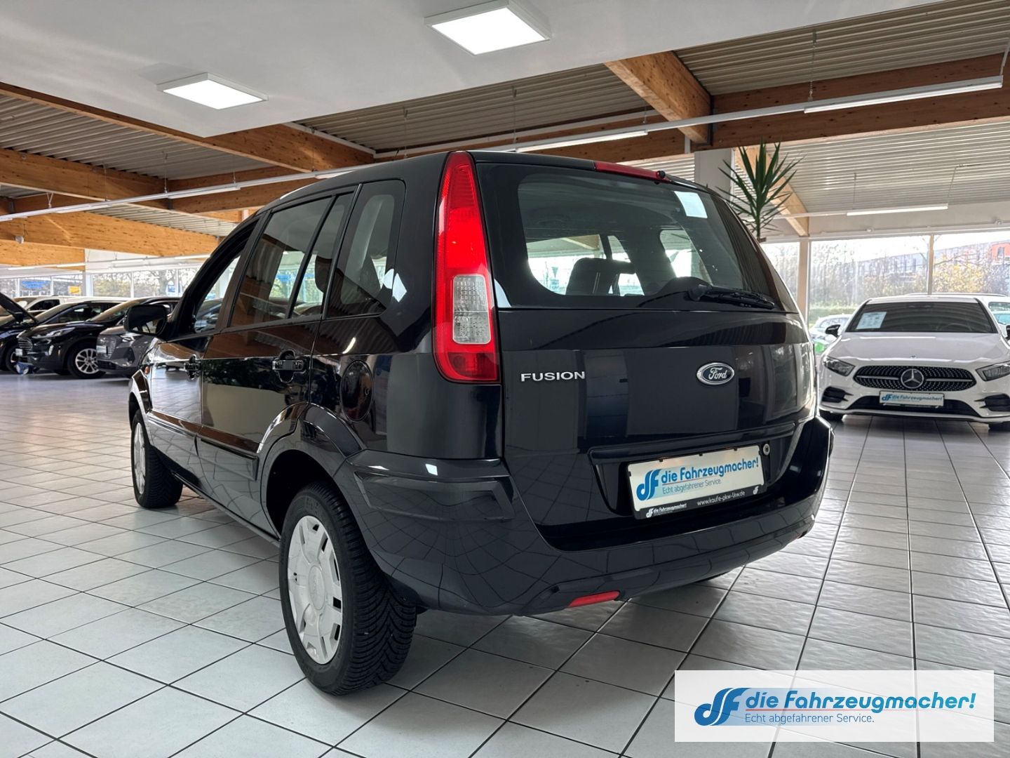 Fahrzeugabbildung Ford Fusion Style SHZ Regensensor Klima, beheizb. Fro