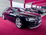 Audi S8 4.0 ACC B&O LED Ceramik Standheizung 360° 21" - schwarze Audi S8