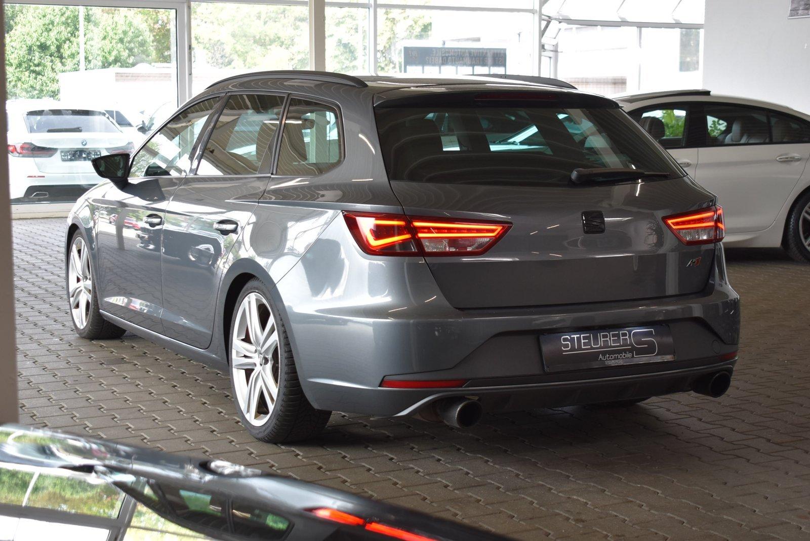 Seat Leon ST Cupra 265 ch DSG • Baquets Alcantara • Toit pano • Caméras AV/AR • DCC • CarPlay