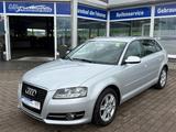 Audi A3 Sportback 1.2 TFSI Attraction Sitzheizung - Audi A3 aus 2011: Sportback
