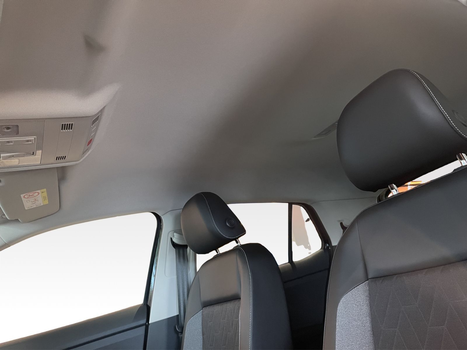 Volkswagen T-Cross - Bild 13