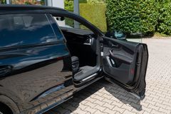 AUDI RSQ8 TFSI quattro/ AHK/ RS ESSENTIAL/ KERAMIK AUDI RSQ8 TFSI quattro/ AHK/ RS ESSENTIAL/ KERAMIK