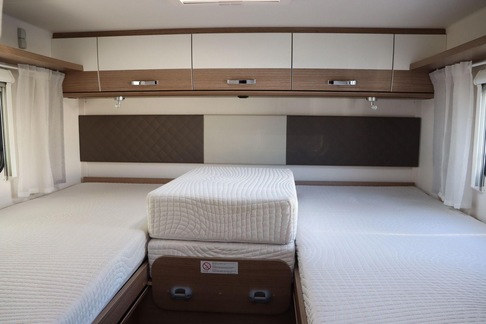 Fahrzeugabbildung Carado T448 Ducato 2.3 140 * Standhzg. * Markise