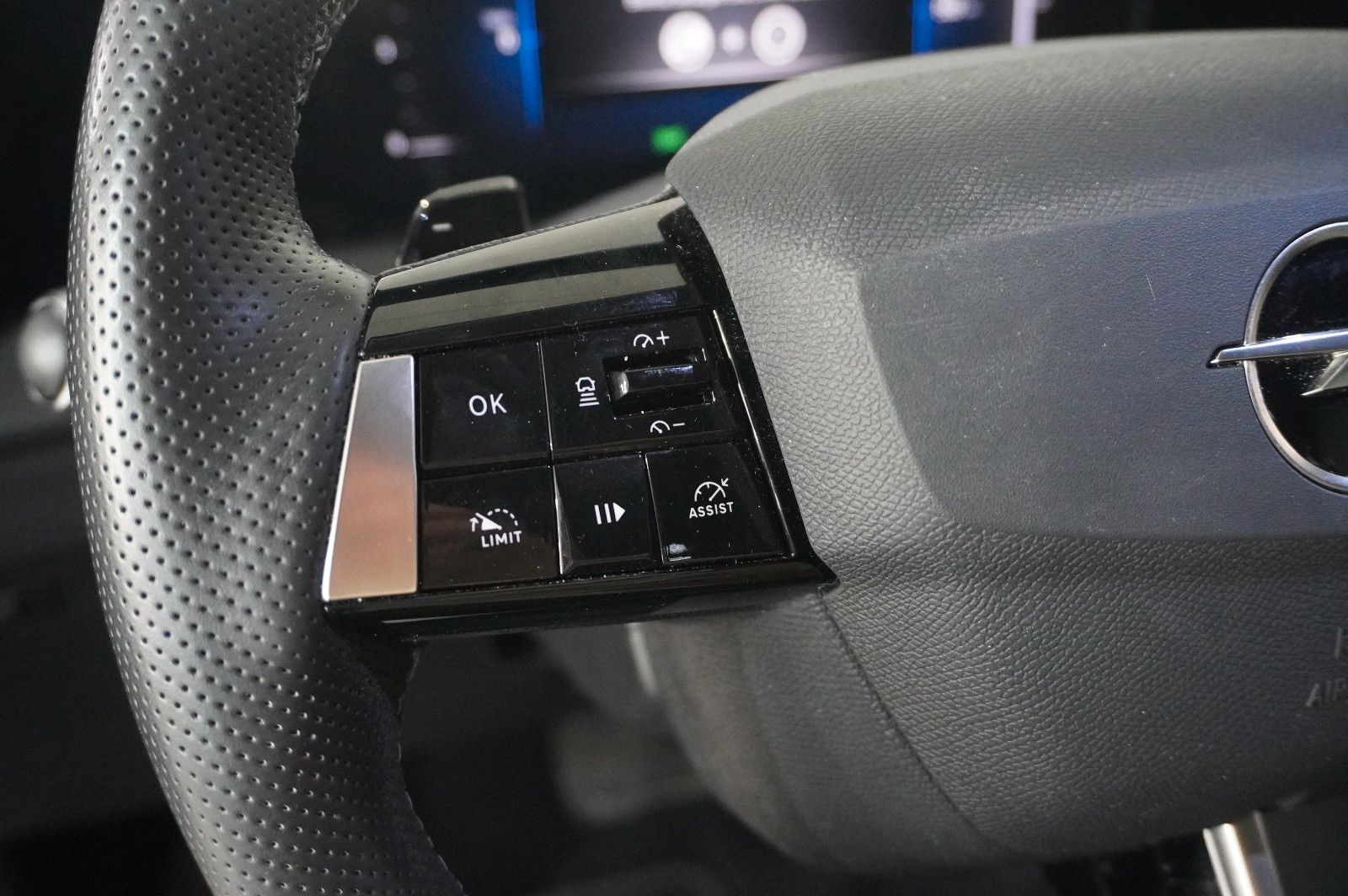 Fahrzeugabbildung Opel Astra L Lim. 1.5D ELEGANCE NAVI/LED/KAMERA/SPORT