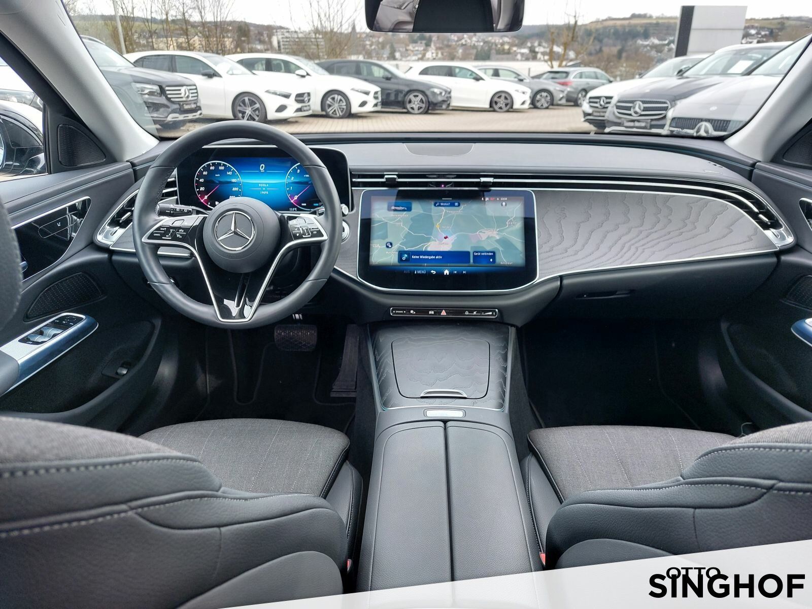 Fahrzeugabbildung Mercedes-Benz E 200 T Avantgarde +Distronic+LED+Rü Kamera+MBUX