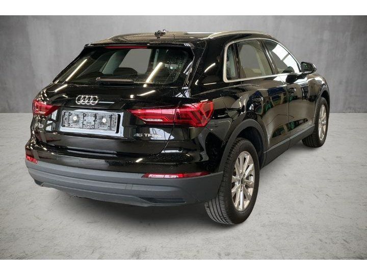 Fahrzeugabbildung Audi Q3 45 eTFSI S-tronic *Cam*LED*PDC*Sitzhzg*ACC*