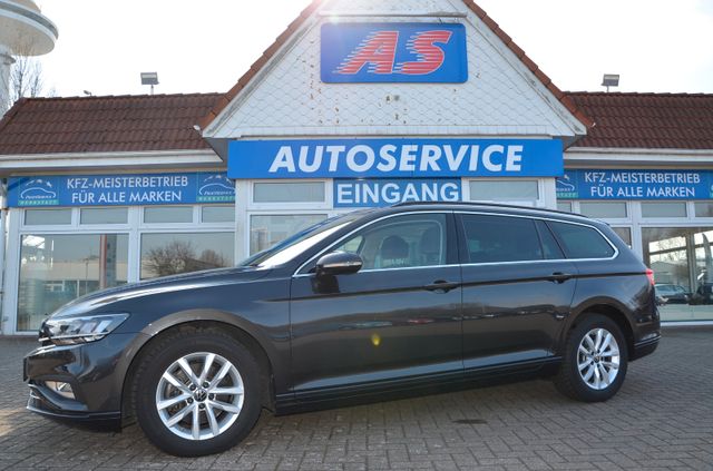 Volkswagen Passat Variant Business DSG+AHK-SCHWENK+NAVI+SHZ