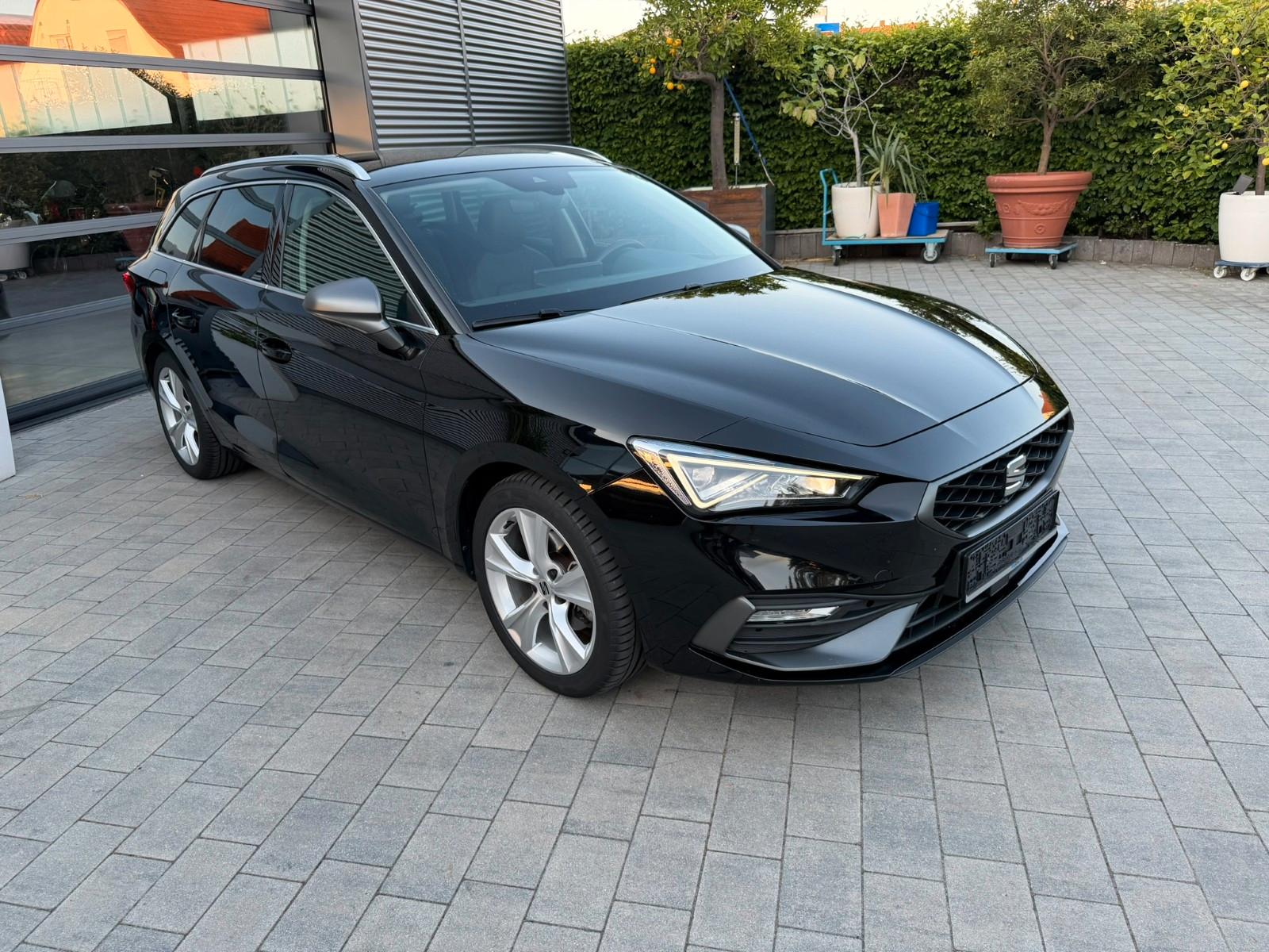 Seat Leon Sportstourer FR 8-Fach LED 1-Hand ACC
