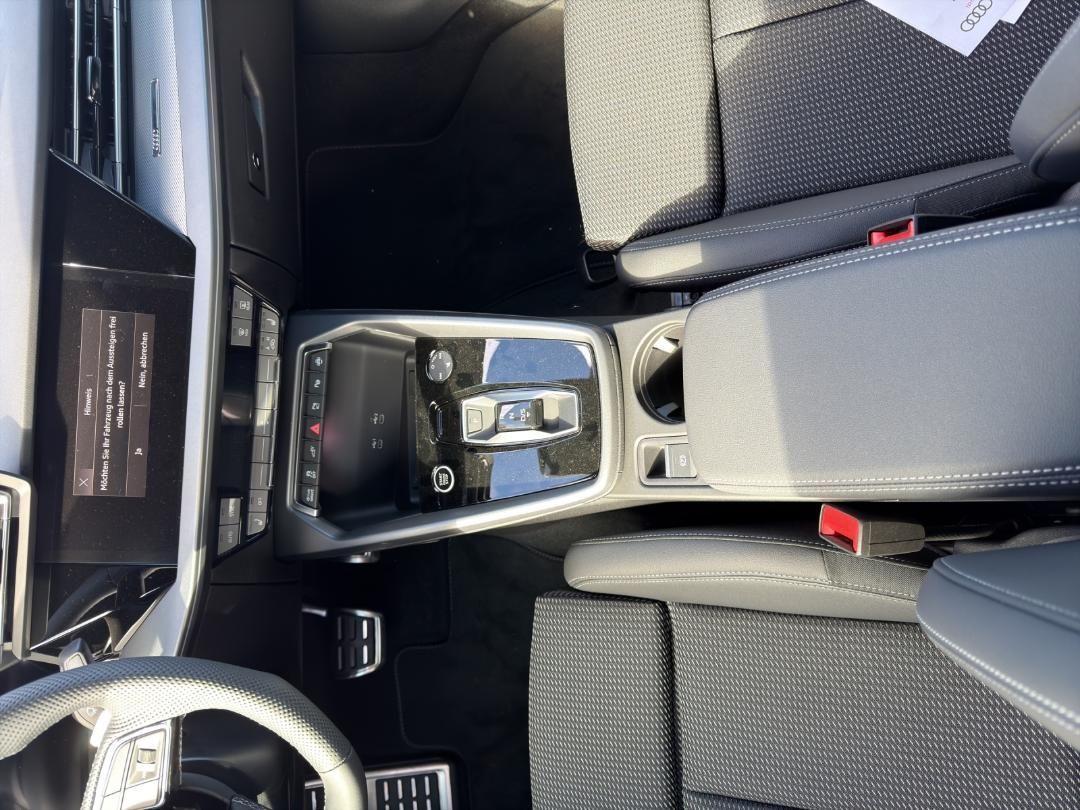 Fahrzeugabbildung Audi A3 Sportback TFSI e S line , MATRIX, S Line, Fah
