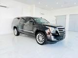 Cadillac PLATINIUM*CLEAN CARFAX*HEAD UP*DVD*7 SITZER*VOLL - Cadillac Escalade mit Schiebedach