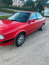 Audi 80 B4 - Audi 80: mit Anhängerkupplung