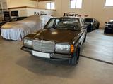 Mercedes-Benz 200-DAIMLER-BENZ 123-H KENNZEICHEN- - Mercedes-Benz 200: D