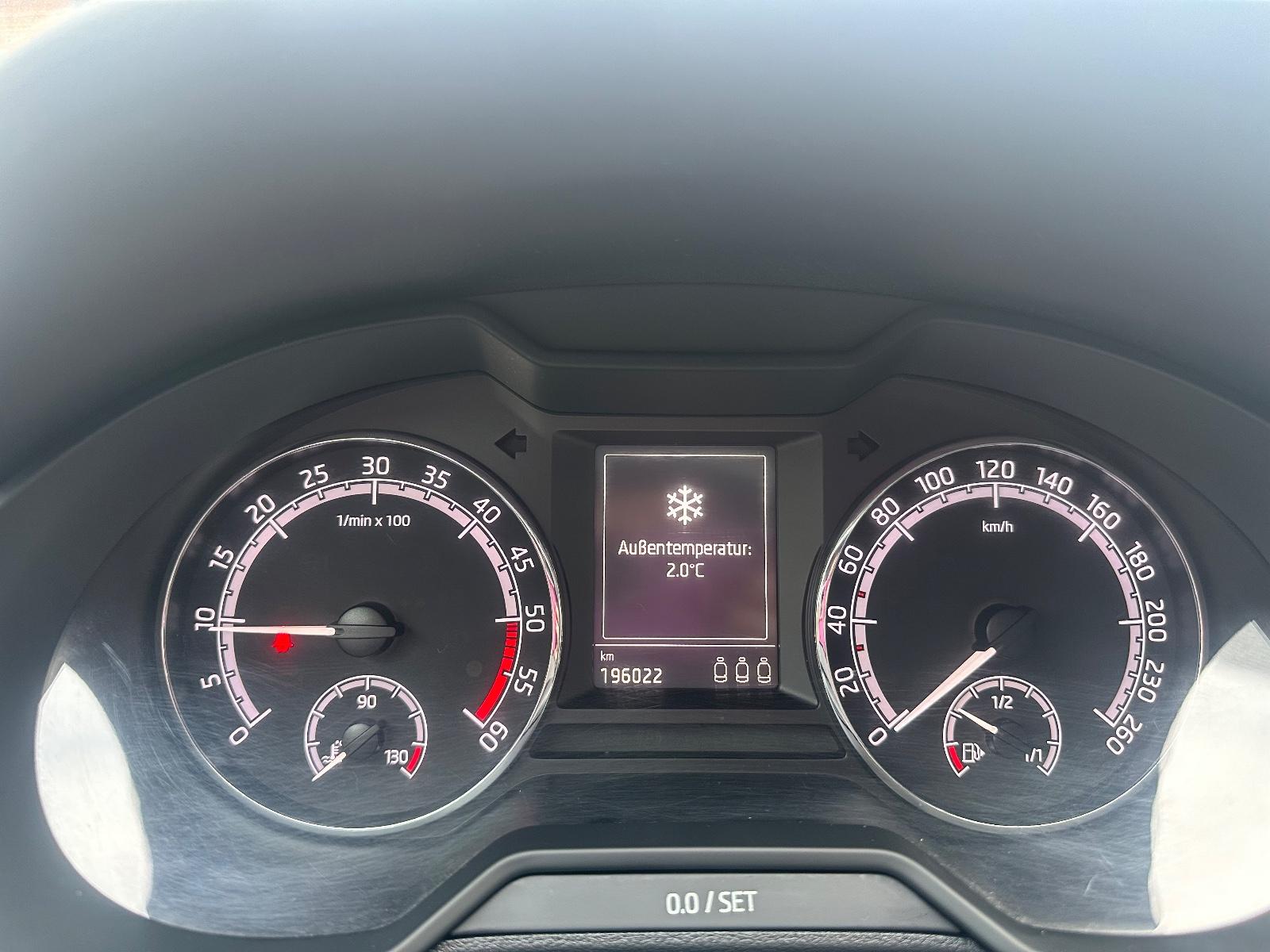 Skoda Octavia Combi Ambition - 1129