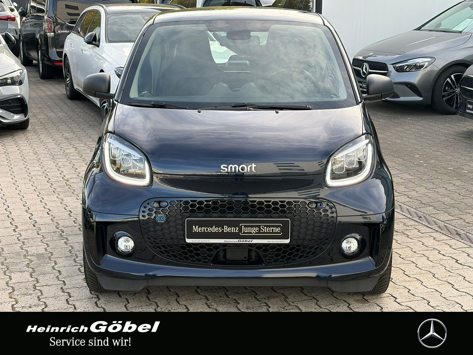 Fahrzeugabbildung Smart EQ PASSION*WINTER-PAKET*GJR*KAMERA*22KW*LED