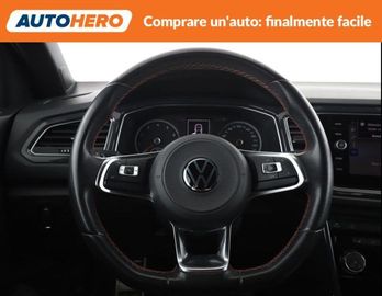Volkswagen T-Roc - 12