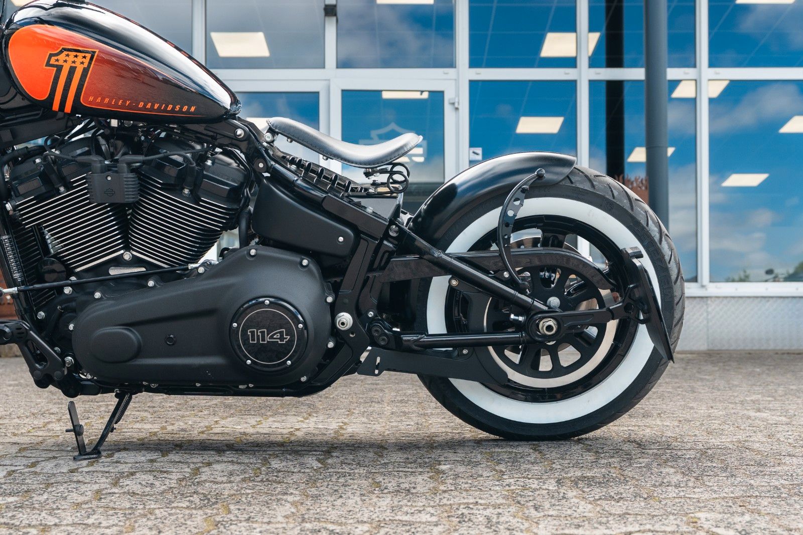 Fahrzeugabbildung Harley-Davidson Softail FXBBS Street Bob - Jekill & Hyde- Bobber