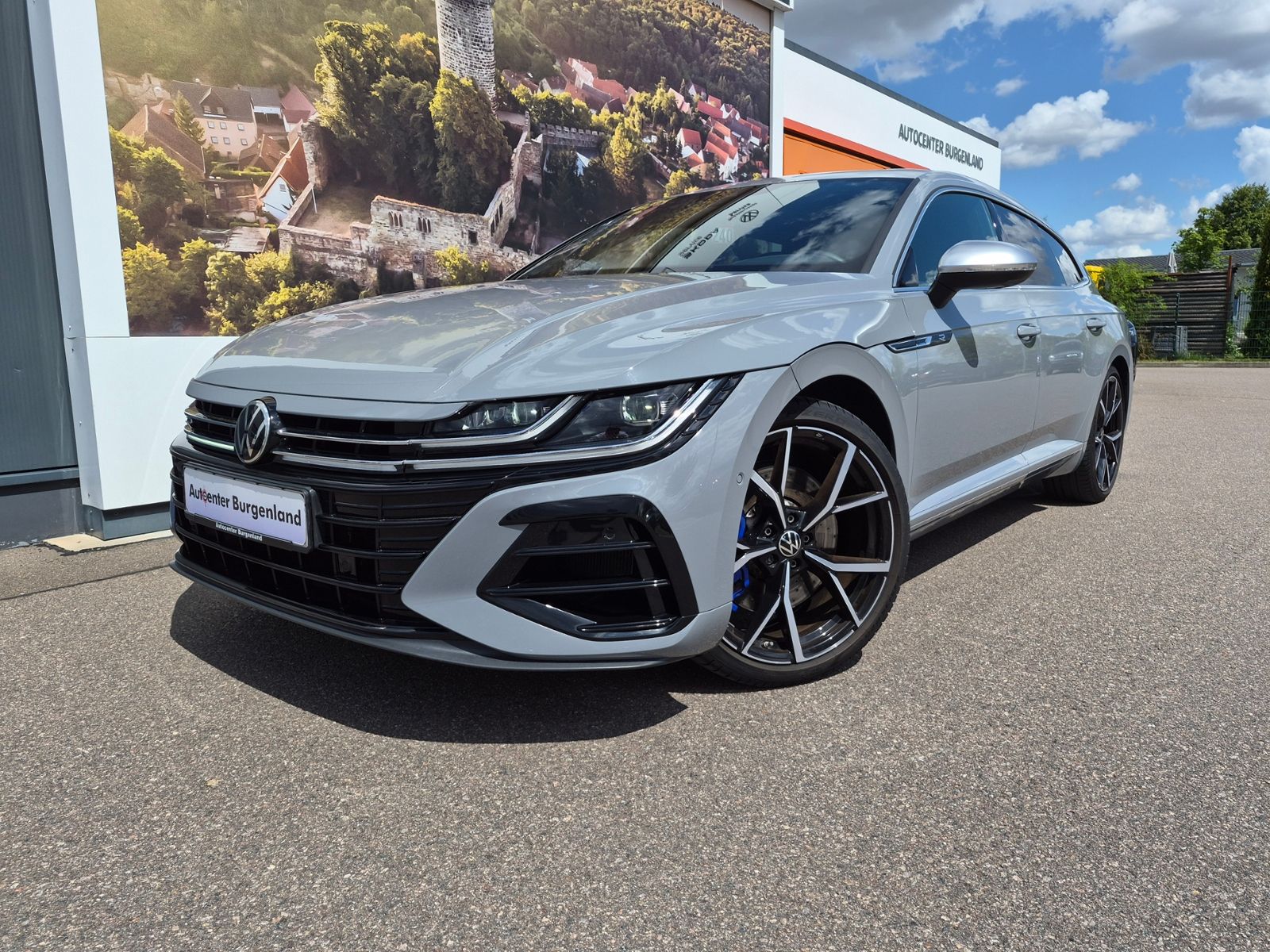 Volkswagen Arteon R Shooting Brake 2,0 l TSI 4MOTION 235 kW foto 2