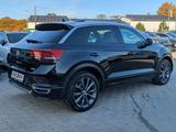 Volkswagen T-Roc 2.0 TDI 4Motion R-Line PANO*LED*LEDER*AHK - VW T-Roc Diesel Gebrauchtwagen