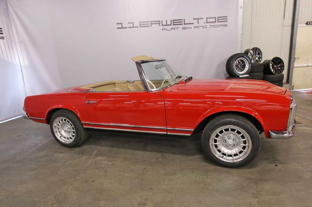 Mercedes-Benz SL 230 Pagode