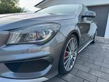 Mercedes-Benz CLA 45 AMG 4Matic-Mountaing... - Mercedes-Benz CLA 45 AMG aus 2015