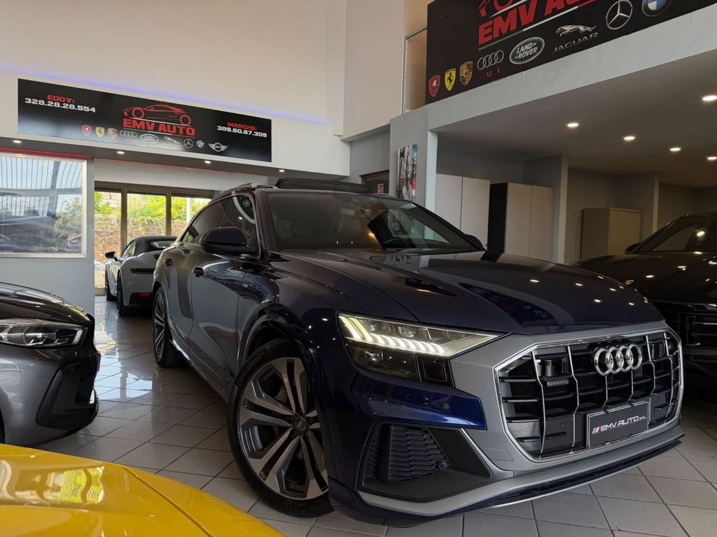 Image of Audi Q8