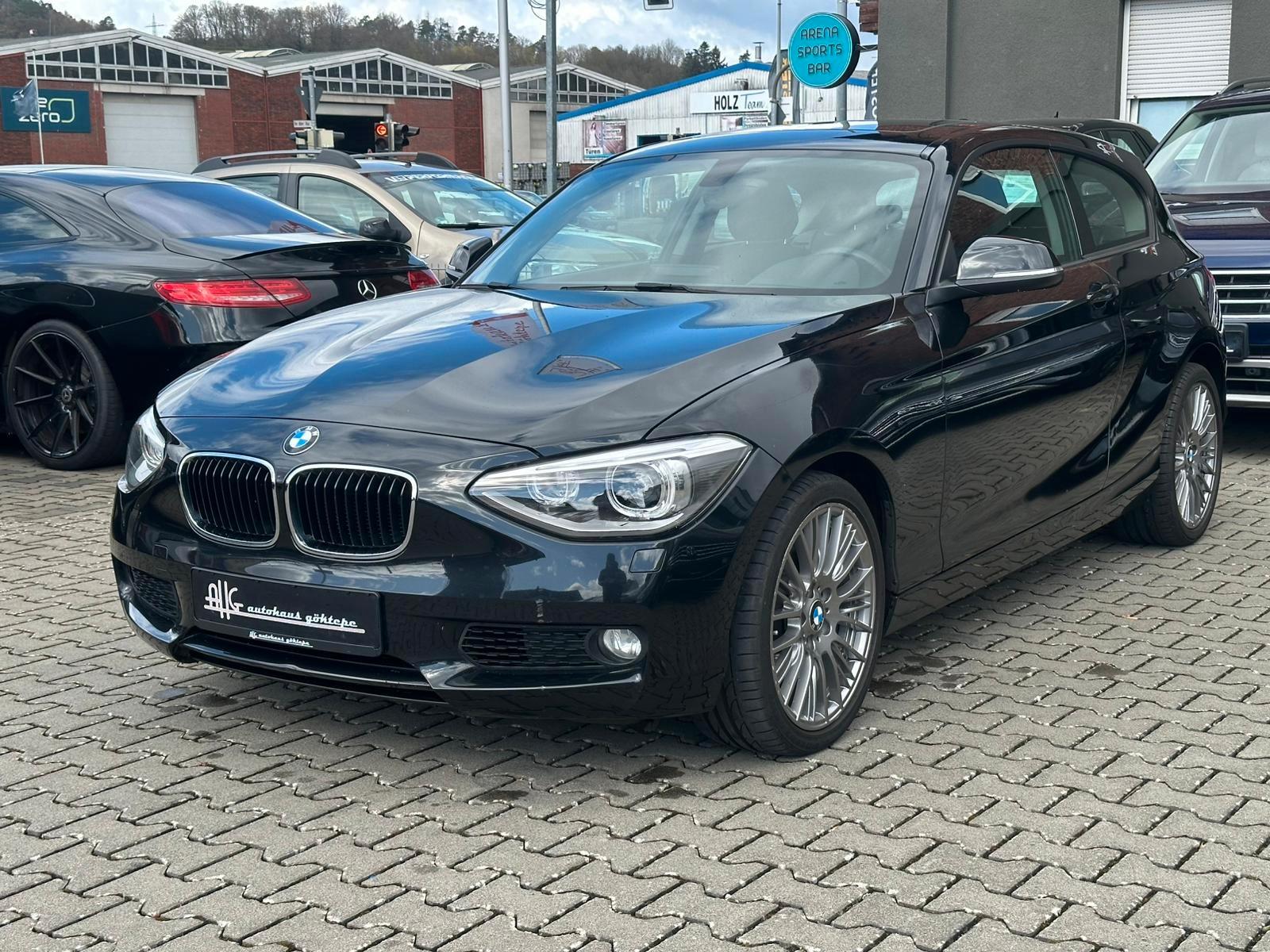 BMW F21 118i   *NAVI-PROFOSSIONAL*SCHIEBEDACH*