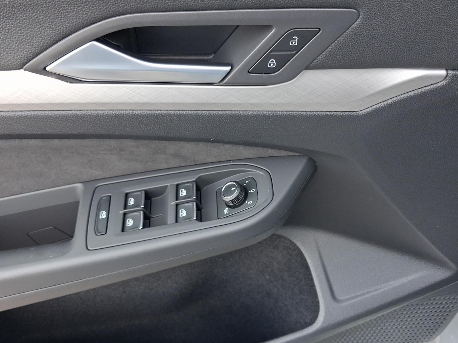 Volkswagen Golf VIII Lim. (DA1)(2024->) 1.5 eTSI 110 kW Lif, миниатюра 12