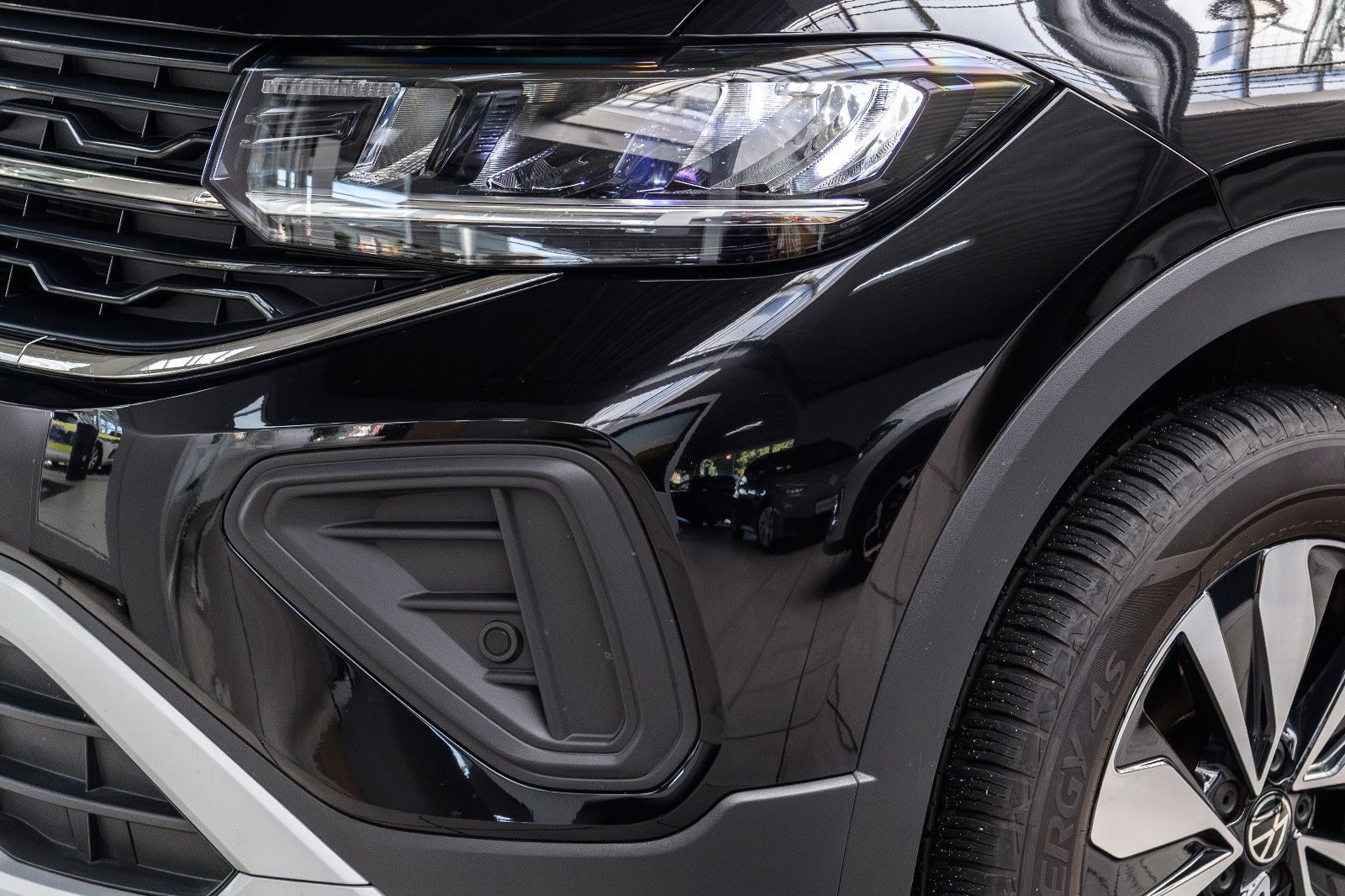 Fahrzeugabbildung Volkswagen T-Cross Goal 1.0 TSI LED+APP+ACC+SHZ+5 J.GARANT.