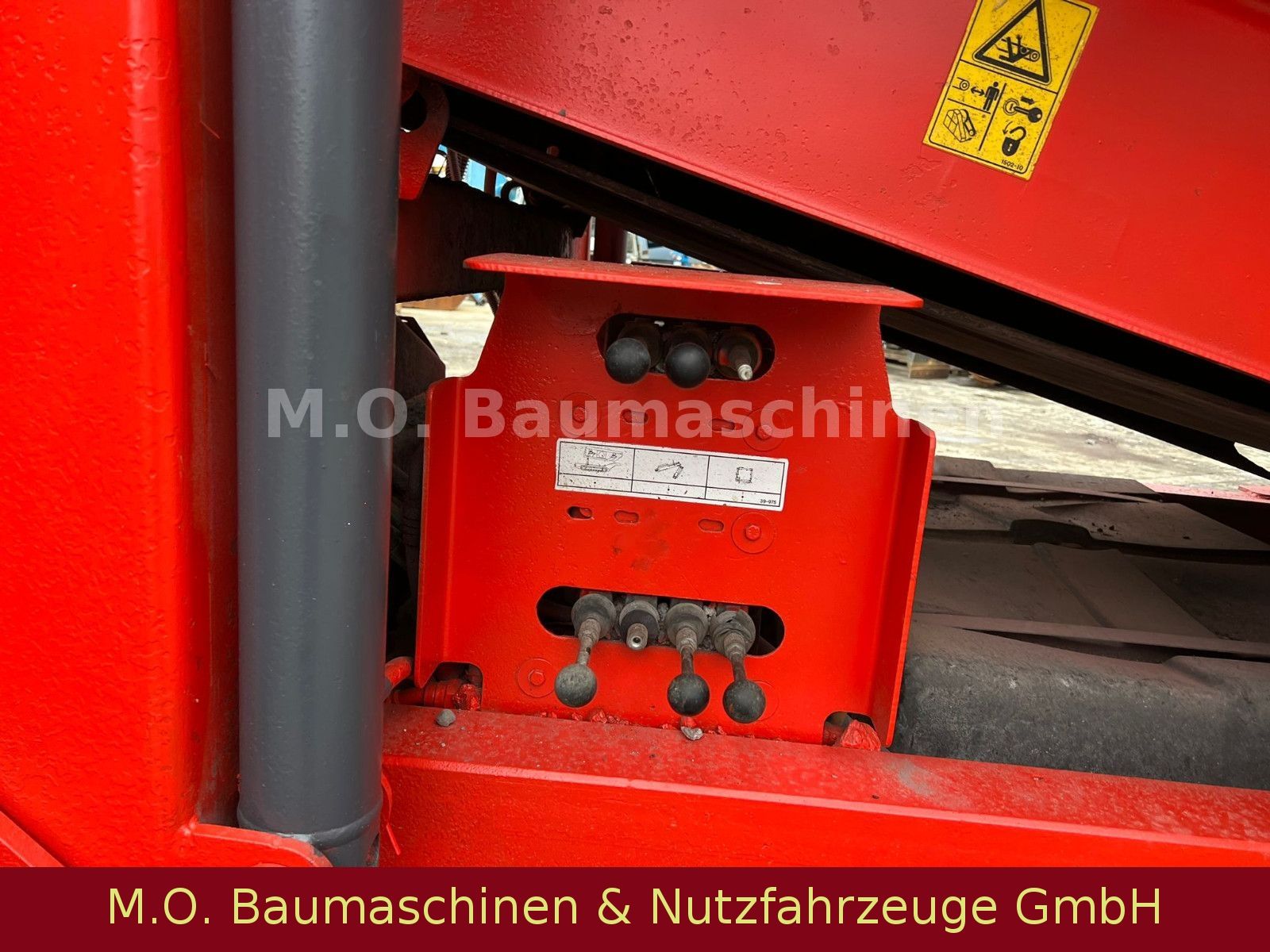 Fahrzeugabbildung Terex Finlay 883 T  /  Mobile Siebanlage /