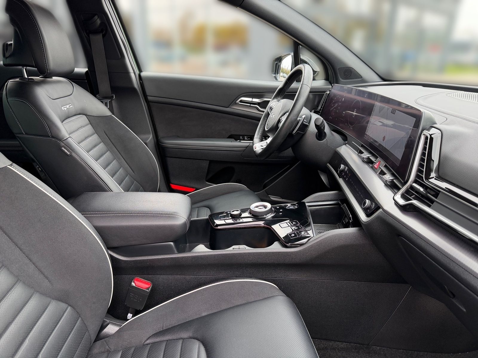 Fahrzeugabbildung Kia SPORTAGE 1.6T HEV 2WD AT GTL DRIVE